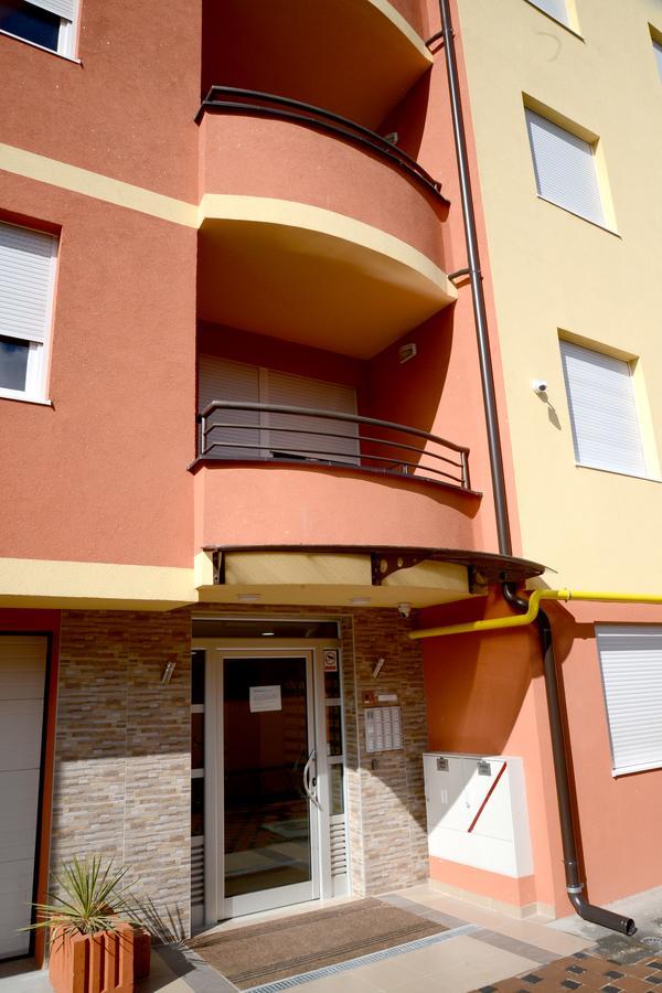 "Sonja Apartman" Jagodina Exterior photo
